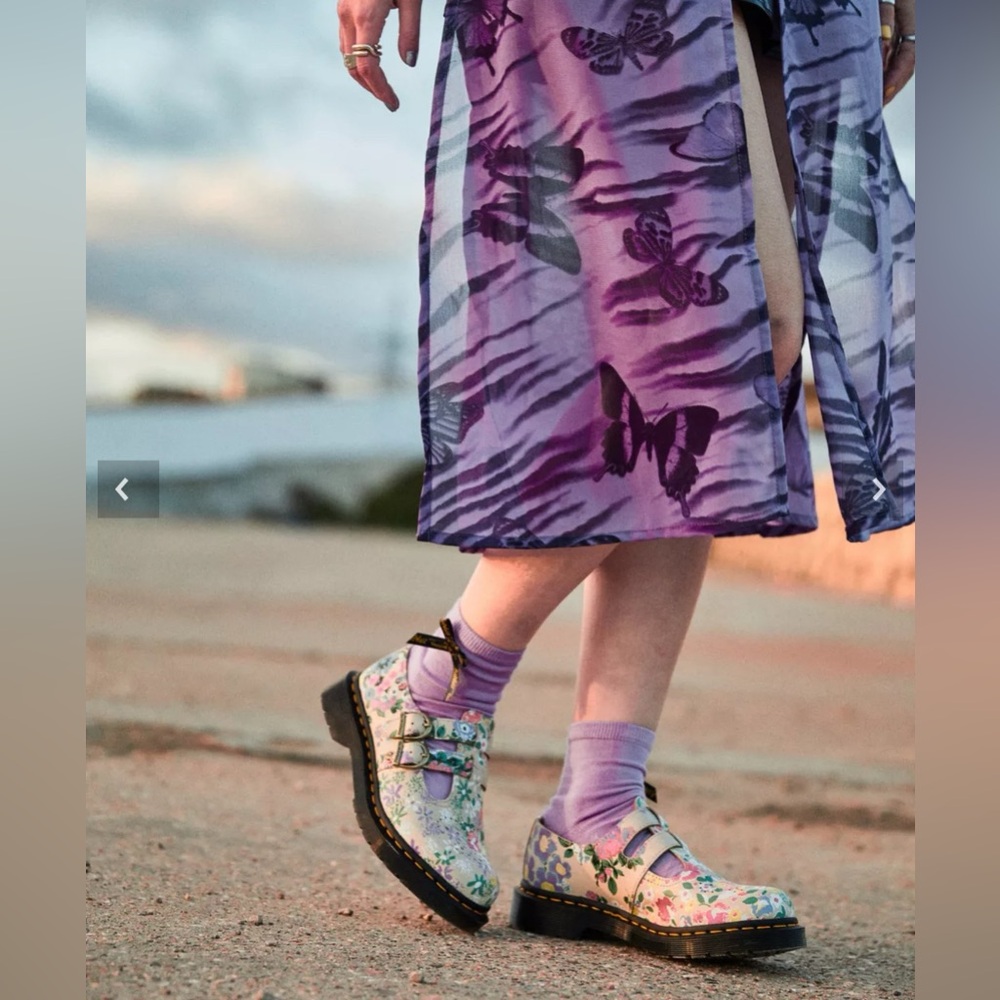 Dr. Martens 8065 Floral Mashup Mary Jane’s Parchment Beige - size 5 / UK 3 - Picture 3 of 9